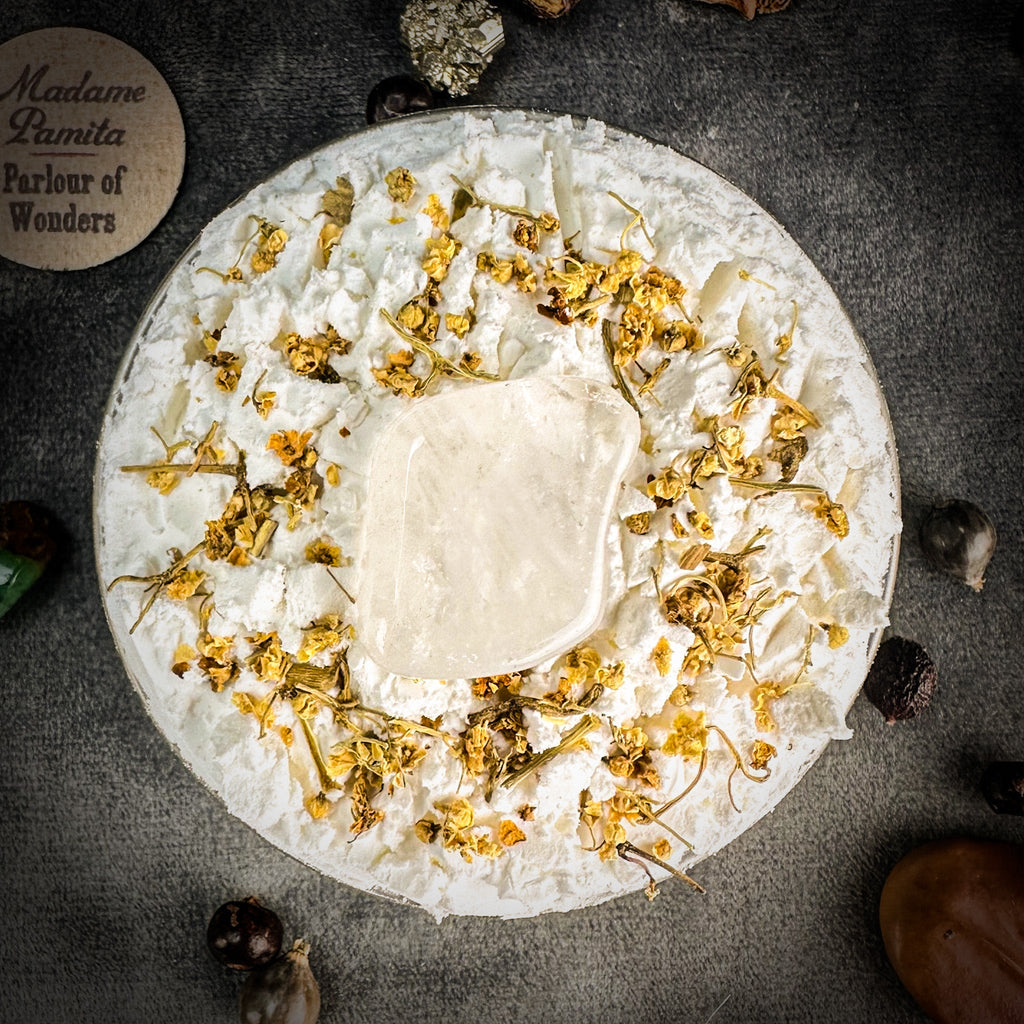 Energetic Purification Sachet Powder by Madame Pamita