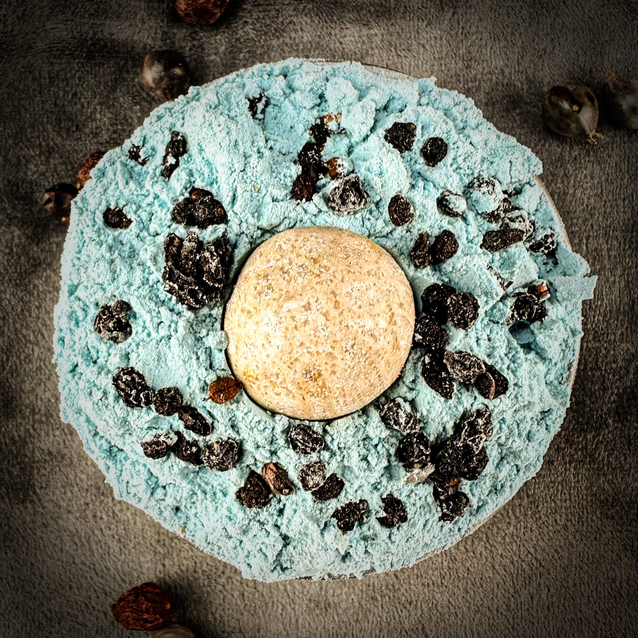 Holy Healing Sachet Powder by Madame Pamita