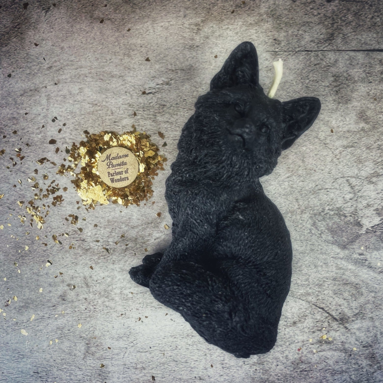 Beeswax Fast Fox Spell Candle