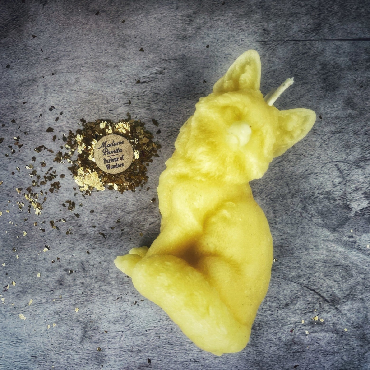 Beeswax Fast Fox Spell Candle