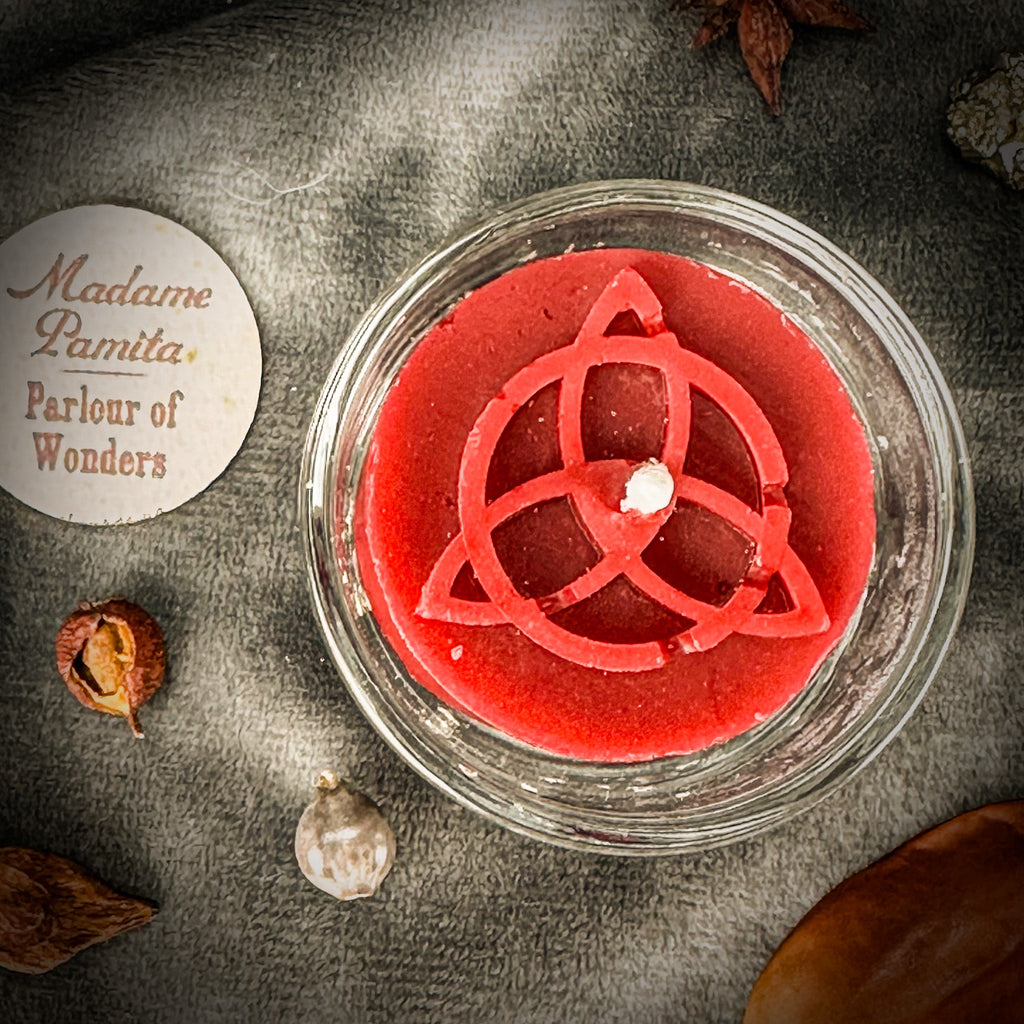 Triquetra Beeswax Tea Light