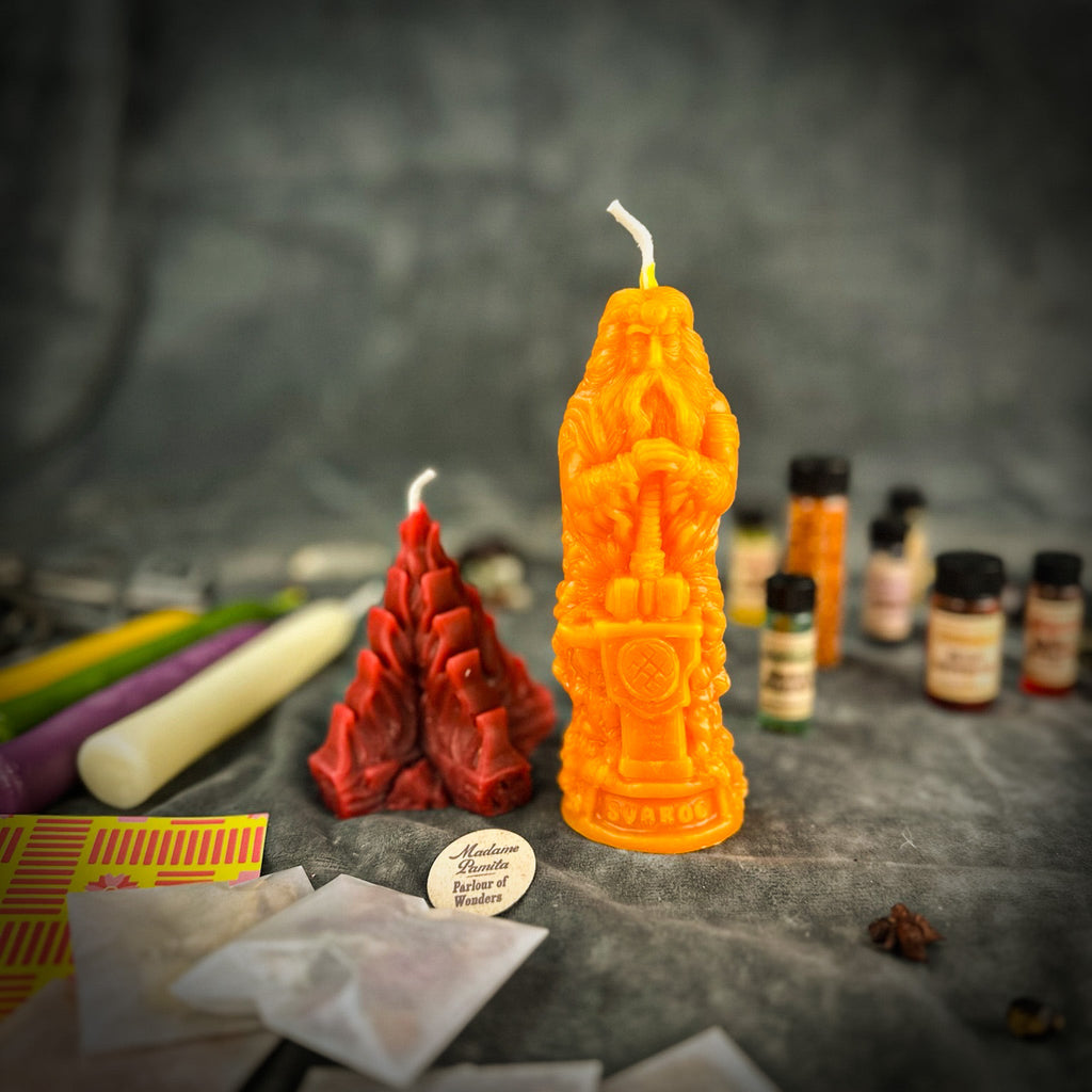 August Leo New Moon Svaroh Manifesting Candle Spell