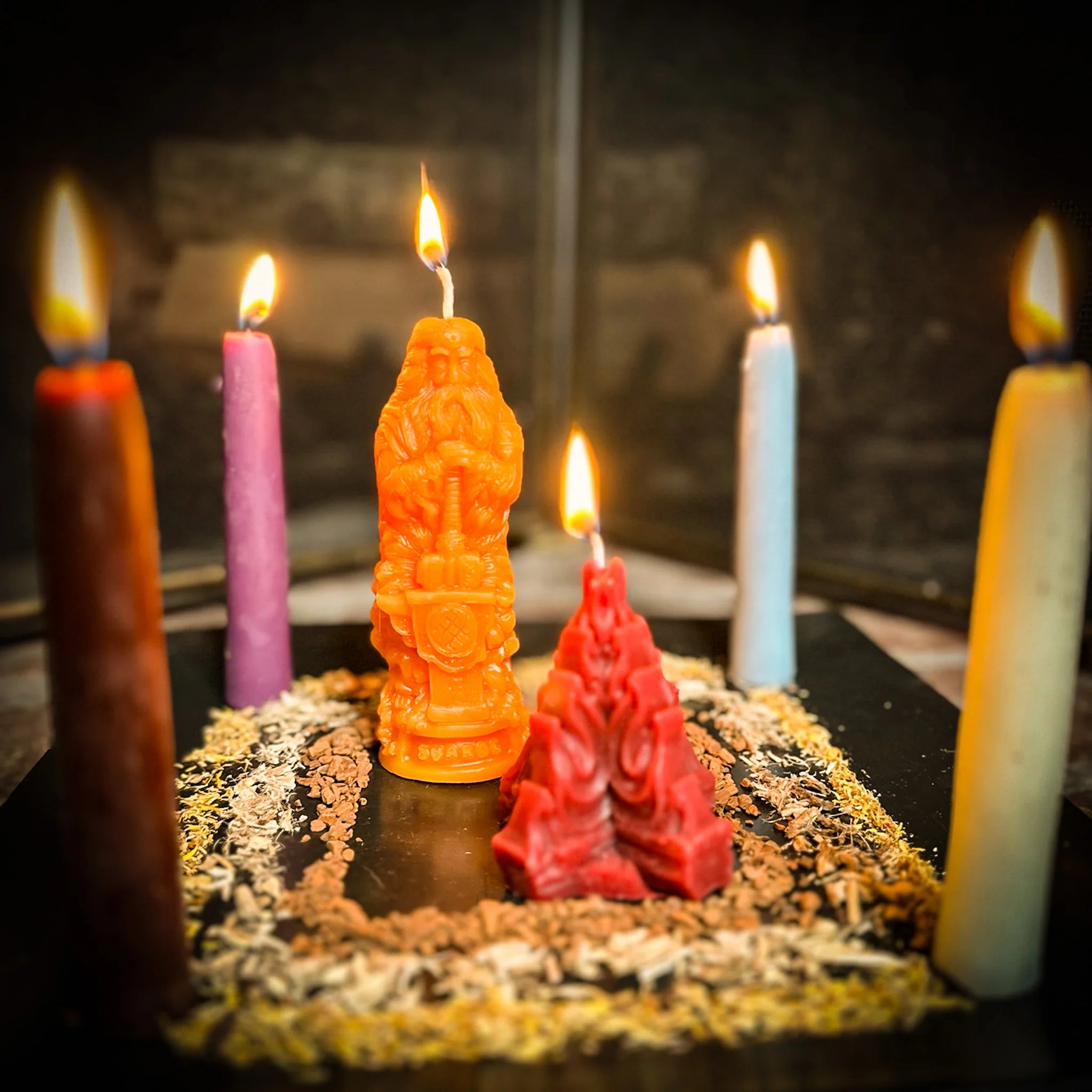 August Leo New Moon Svaroh Manifesting Candle Spell Service