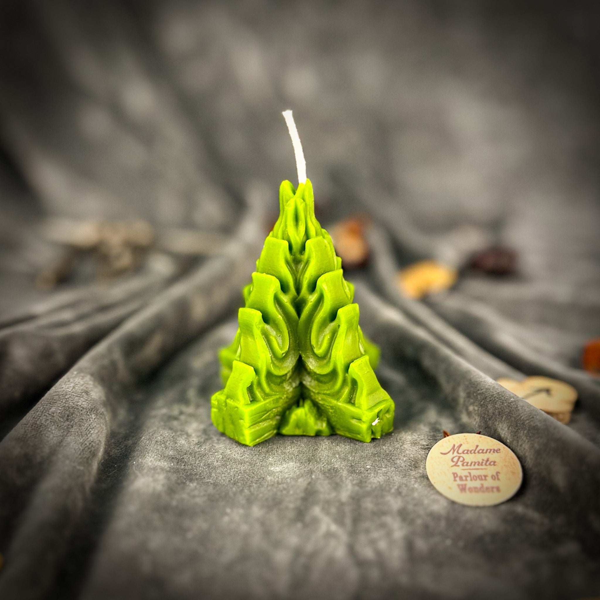 Beeswax Vohon’ Living Fire Spell Candle
