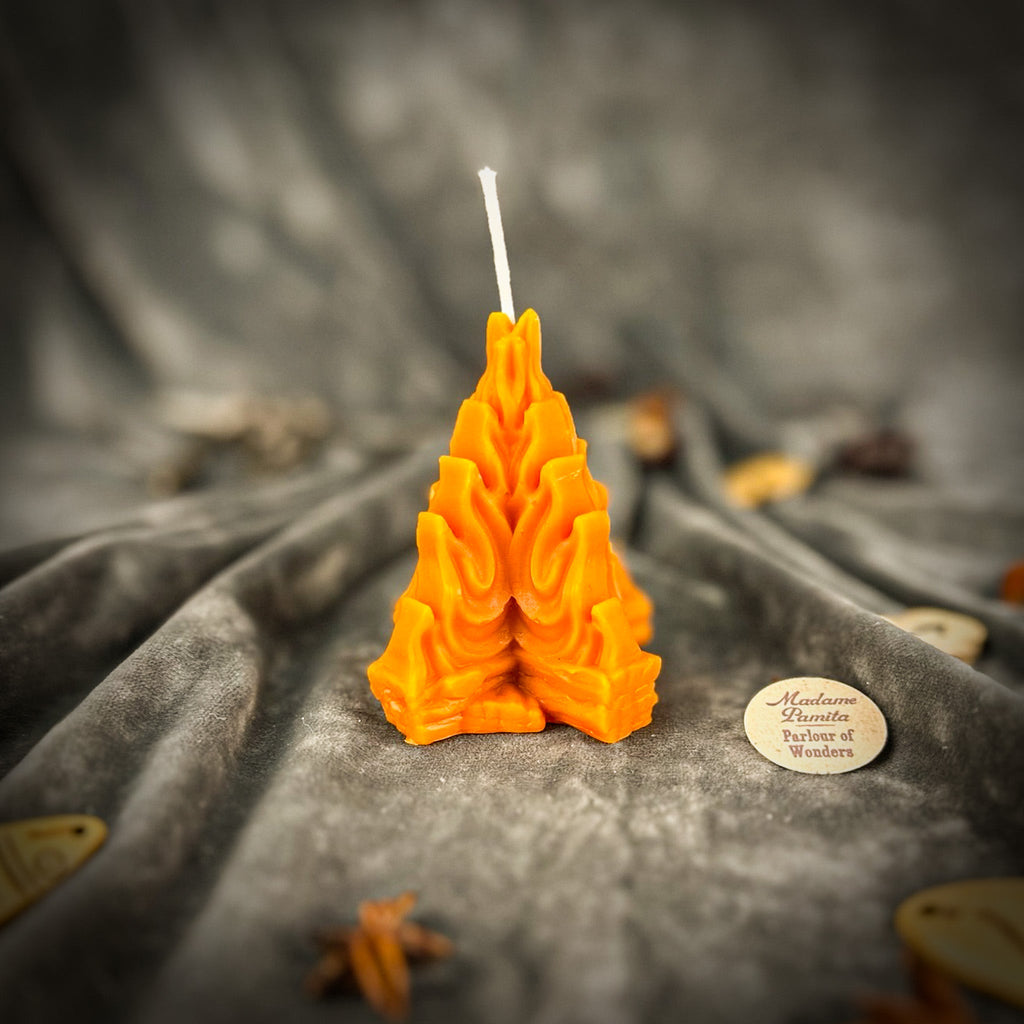 Beeswax Vohon’ Living Fire Spell Candle