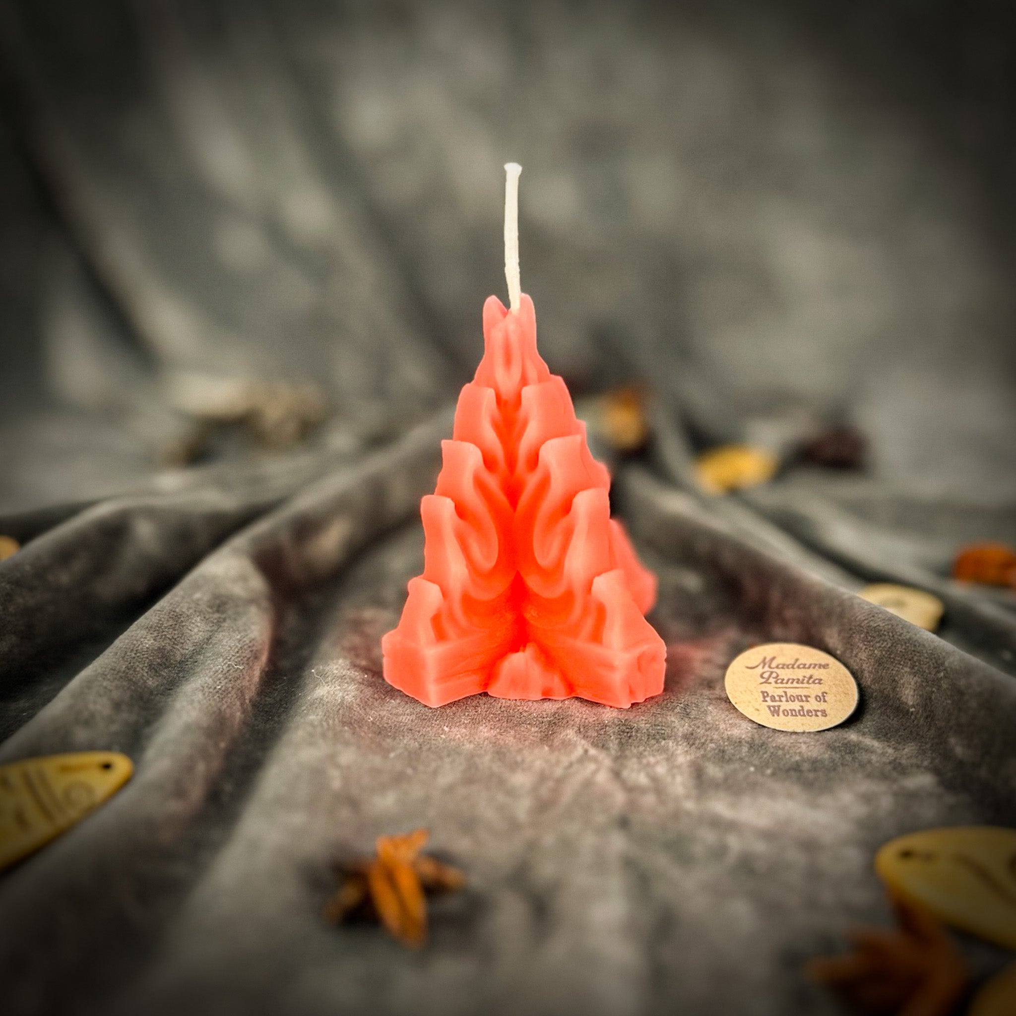 Beeswax Vohon’ Living Fire Spell Candle
