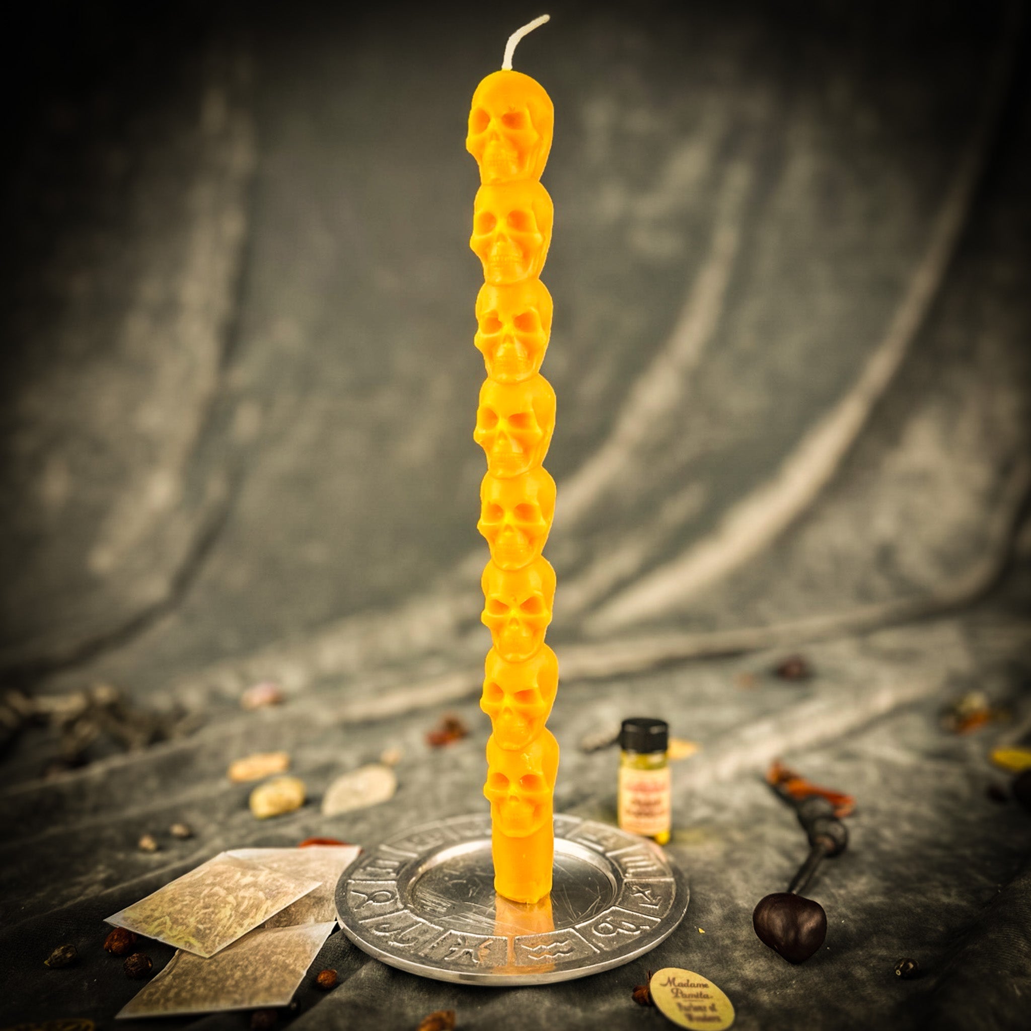 Eight Day Skull Taper Candle Spell Kit - Mind Influence & Ancestral Wisdom