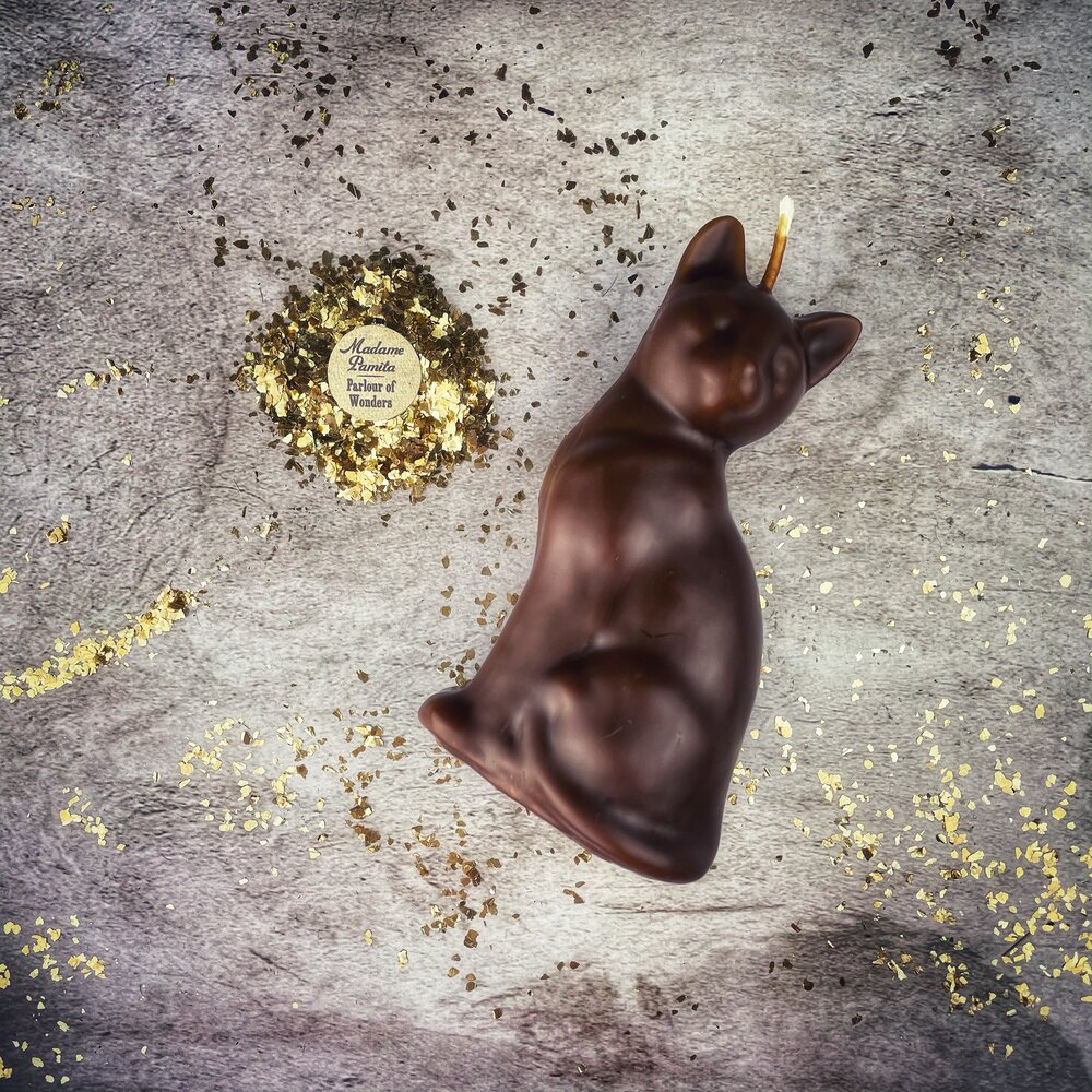 Beeswax Lucky Cat Spell Candle