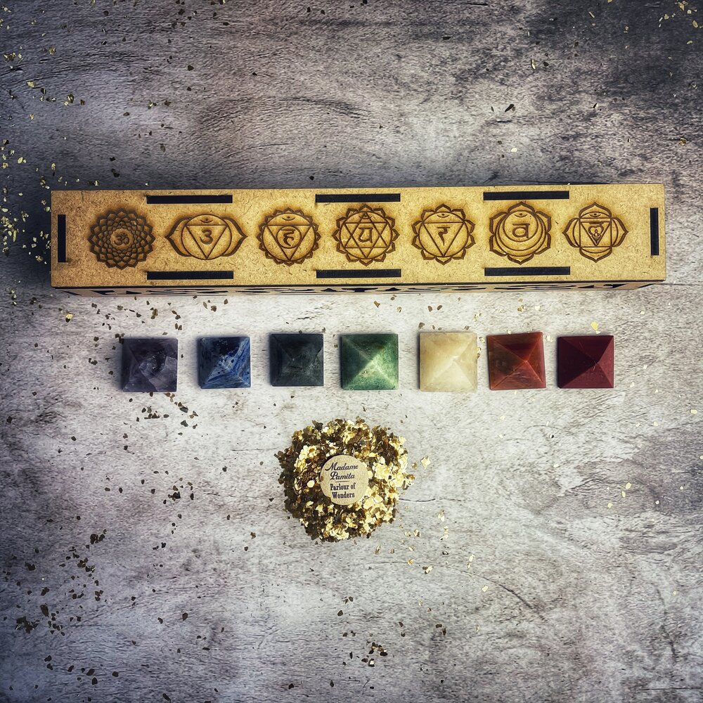 Chakra Gemstone Pyramid Boxed Set