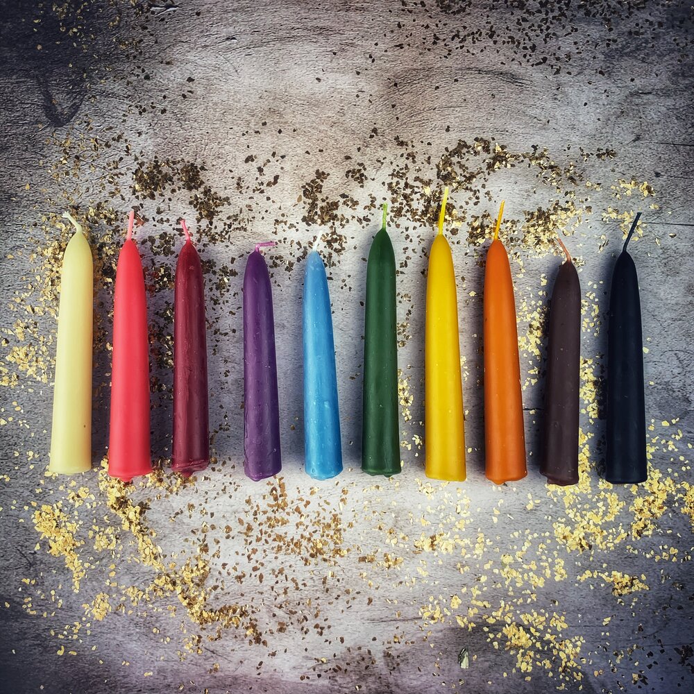 Thick Beeswax Taper