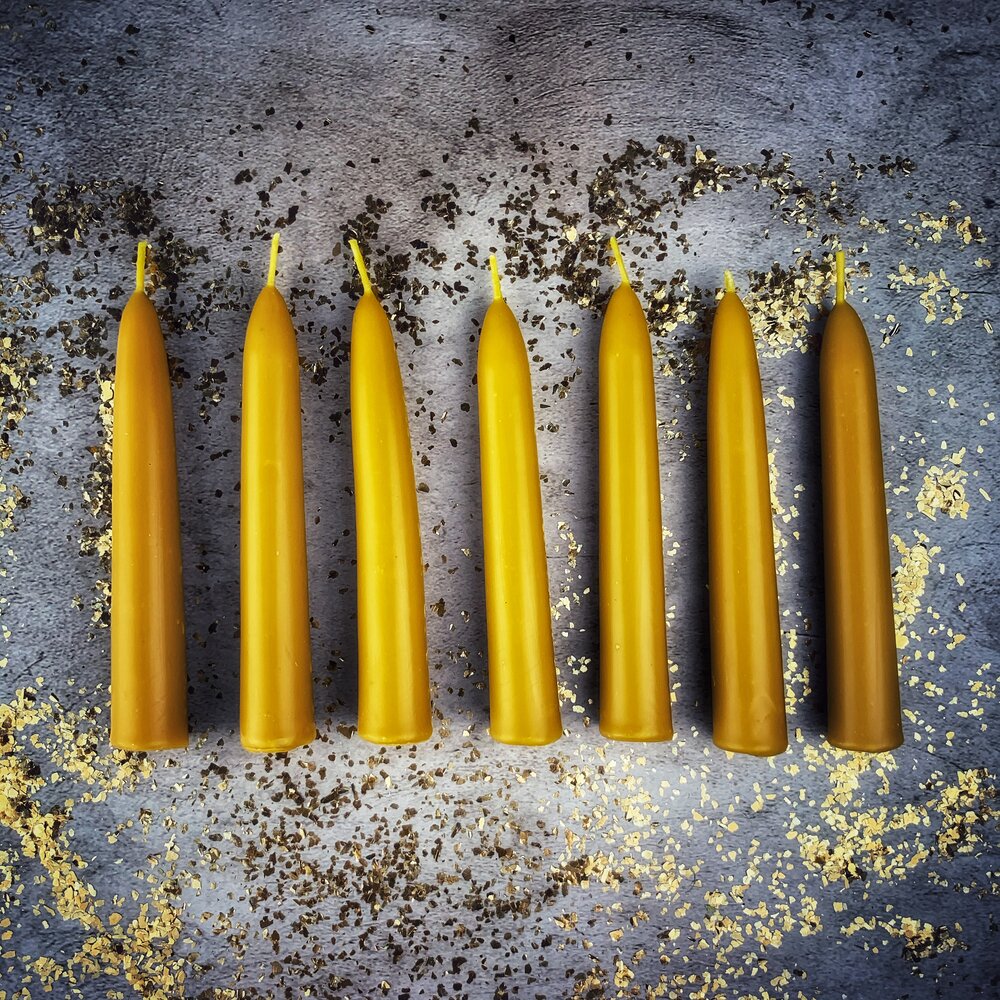 Thick Beeswax Taper
